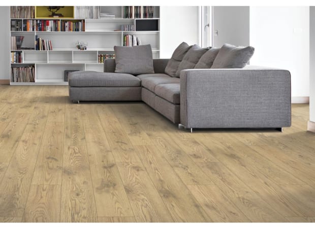 Almondine Oak
